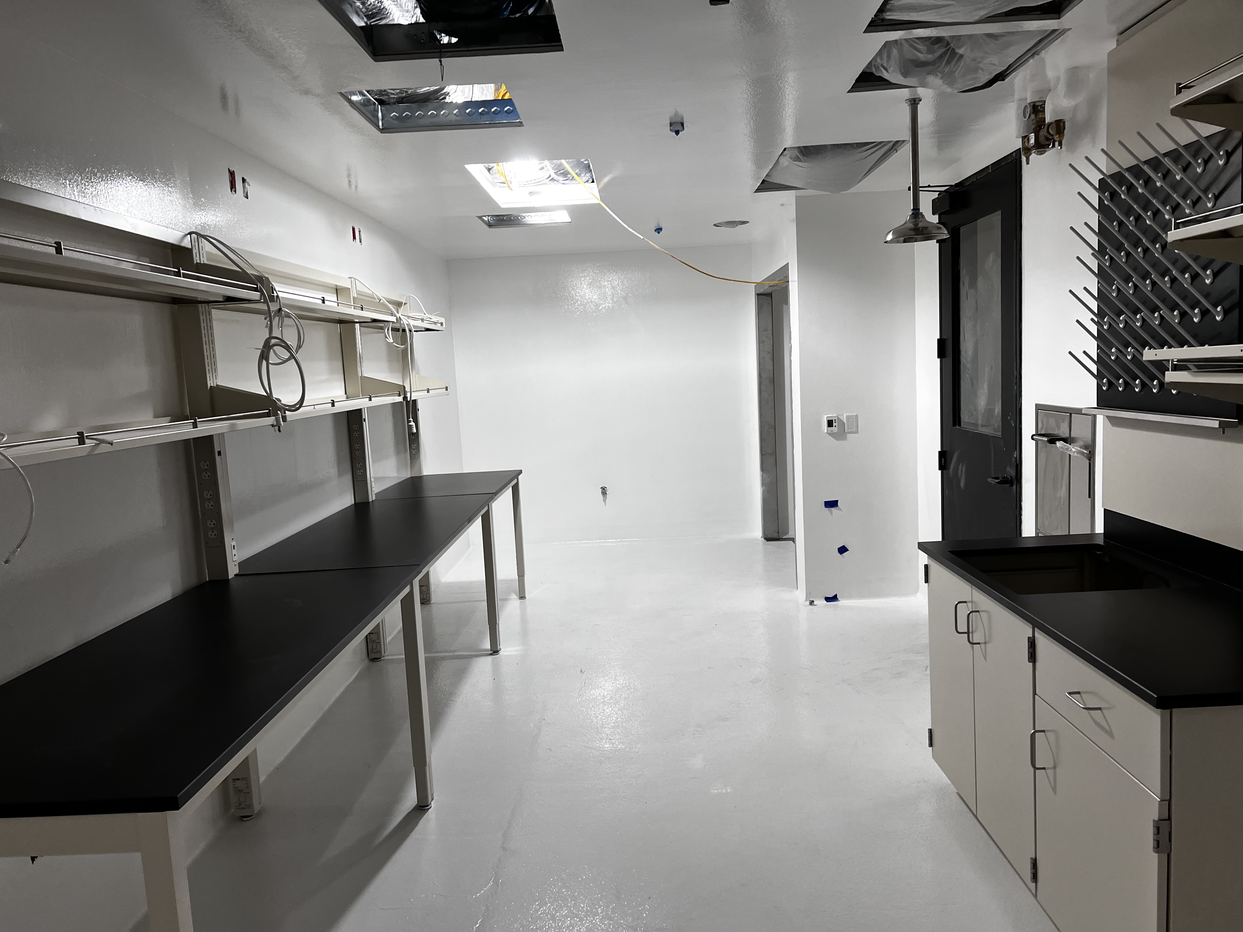 Laboratory - San Francisco CA - Specialized facility flooring installation with epoxy coating