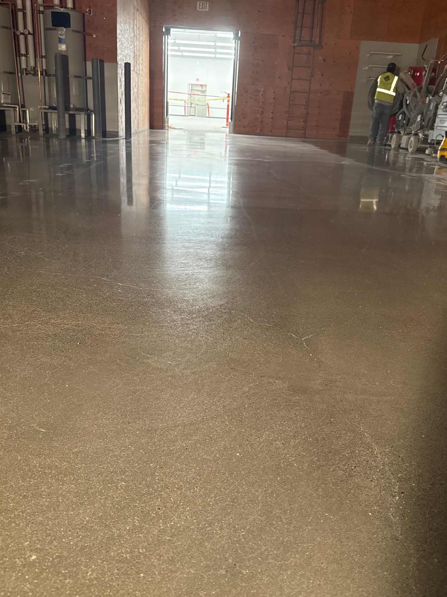 PetSmart Davis CA — floor maintenance program, cleaning protocol, scheduled topcoat inspection